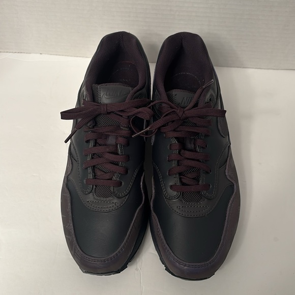 Nike women’s size 8 Air Max 1 excellent condition never worn - Picture 2 of 13